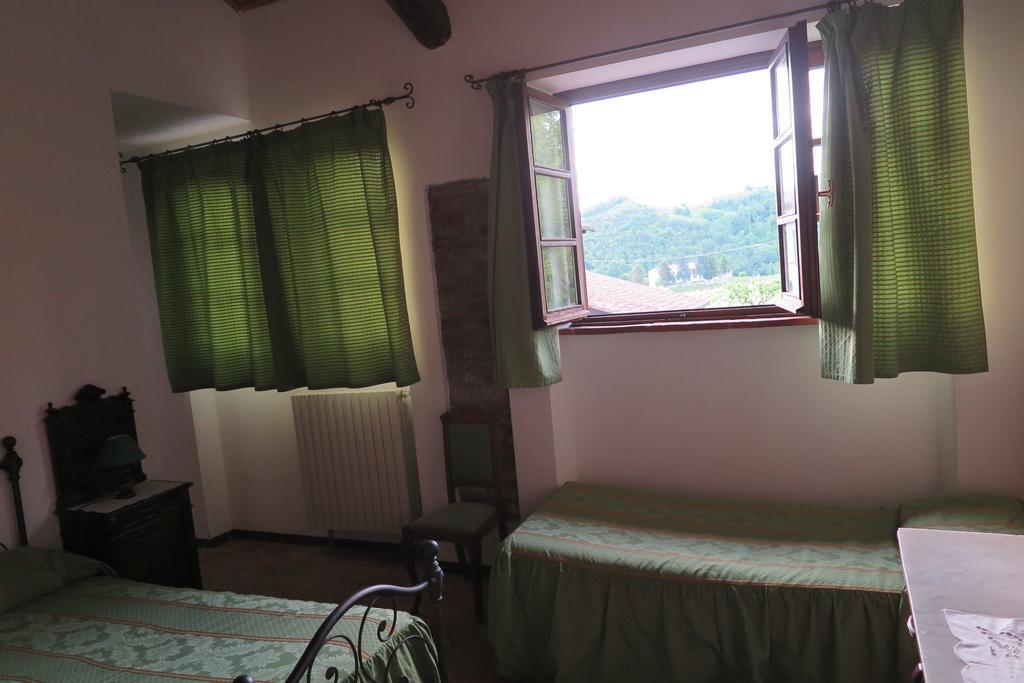 Agriturismo Rupestr Canelli Habitación foto