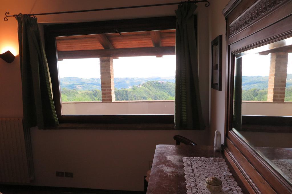 Agriturismo Rupestr Canelli Habitación foto